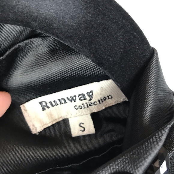 Runway collection dress Sz small new - Picture 4 of 5